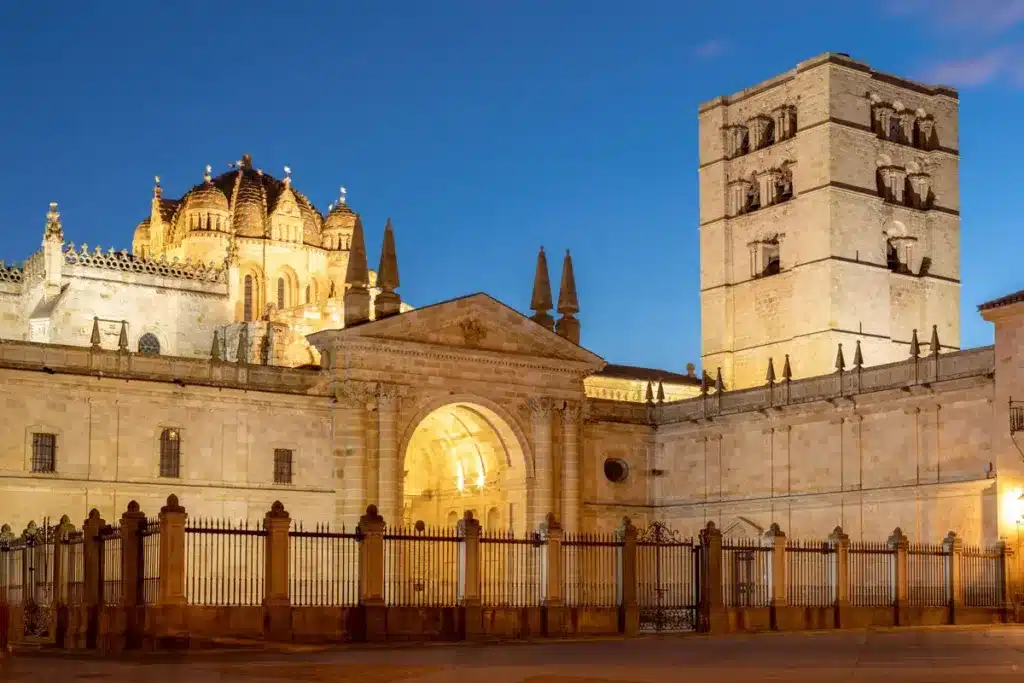 Qué ver en Zamora: Una guía completa para descubrir la joya del duero
