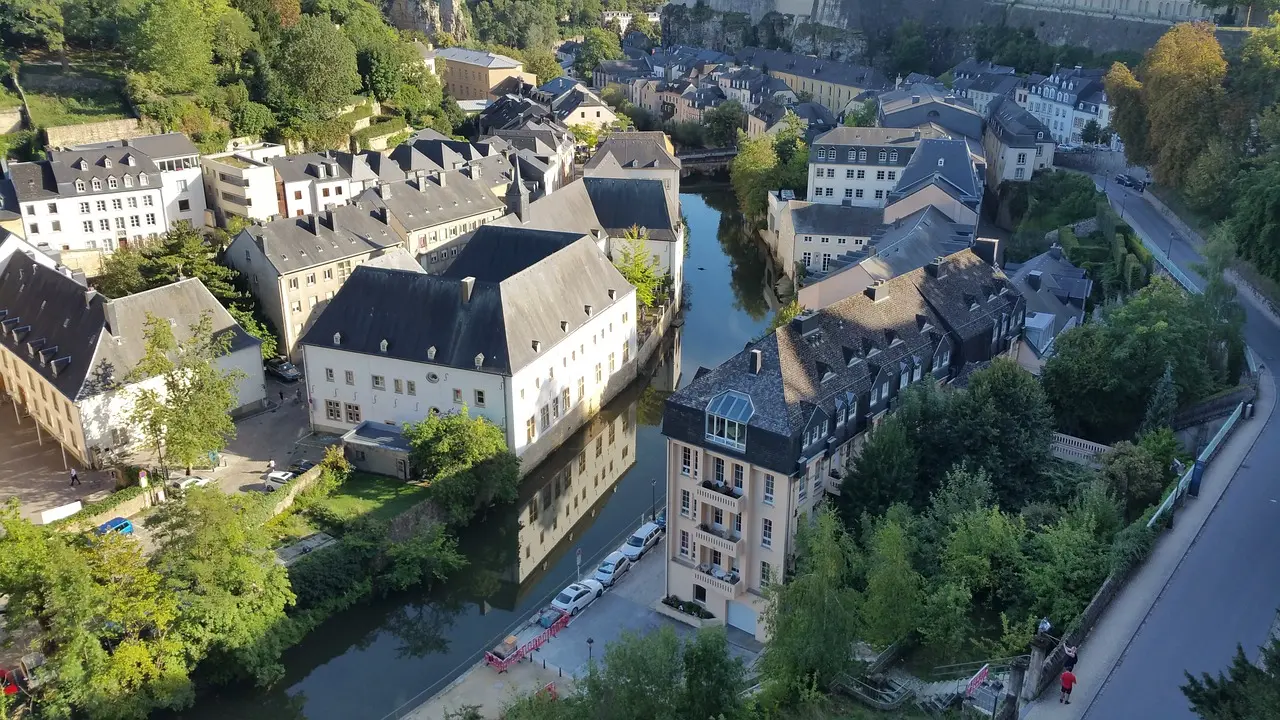¿Qué ver en Luxemburgo? Hablamos de uno de los países más pequeños de Europa, que sorprende con su rica historia