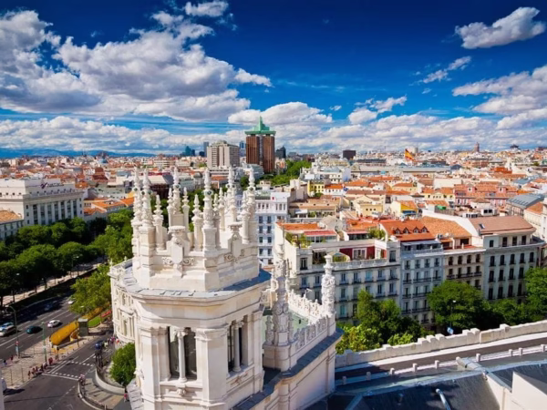 🌆Escapada urbana en Madrid con encanto en el Globales Acis y Galatea 3★☕