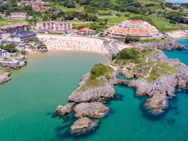 🌊Escapada frente al mar en Isla: H Pelayo Isla Auto Check-In Rooms🏖️