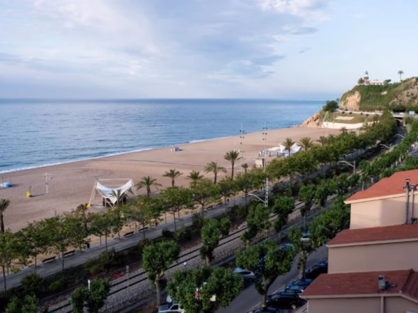 🌊Escapada a Calella frente al mar en el Hotel Internacional🌴
