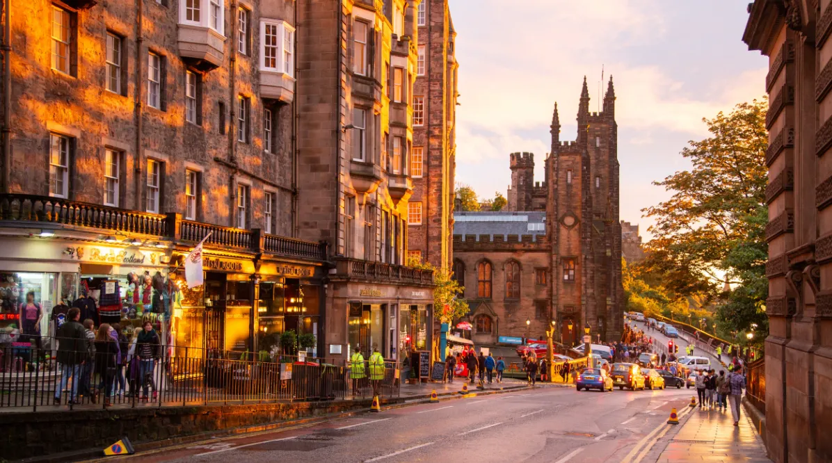 🎇Escapada a Edimburgo con vuelo + hotel en el Delta Hotels by Marriott🎉