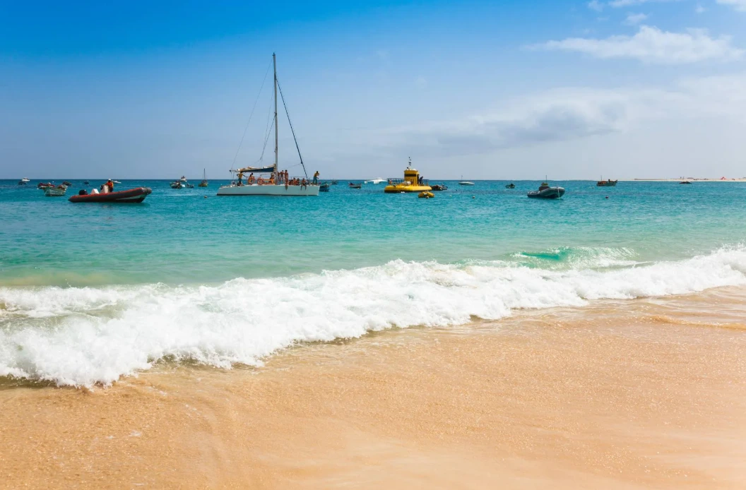 🌴Verano tropical en Isla de Sal (Cabo Verde) con vuelos y Hotel Dunas de Sal 4⭐🏖️