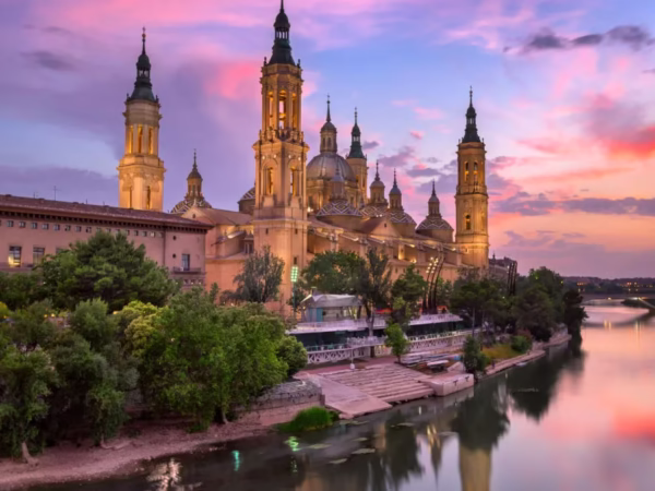 🏙️Escapada a Zaragoza en hotel 4★ con restaurante mediterráneo🍷