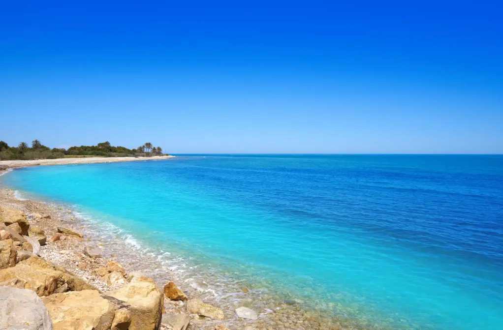 🌊Verano en primera línea de playa en Alcocéber en el Gran Hotel Las Fuentes 4★☀️