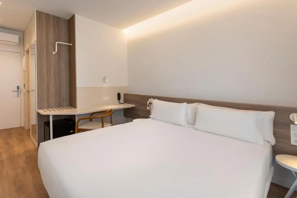 Escapada a Madrid en el B&B HOTEL Madrid Vallecas Ensanche
