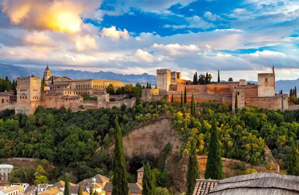 Escapada a Granada con visita guiada a la Alhambra en el Hotel M.A. Princesa Ana 4 estrellas