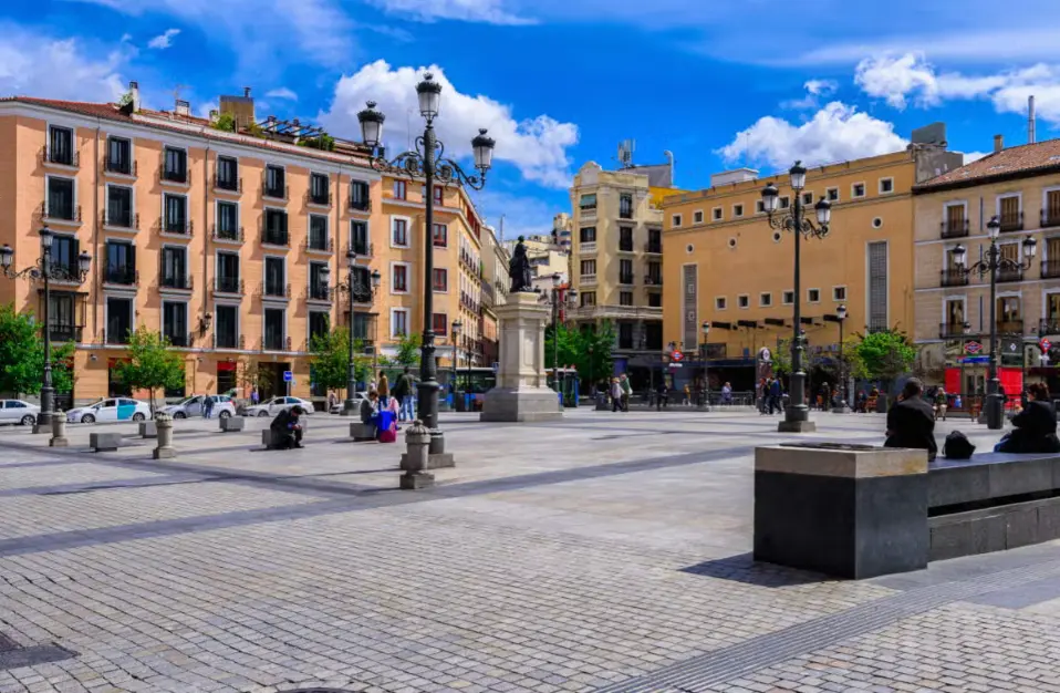 Escapada a Madrid en el Occidental Castellana Norte 4★ con 3 noches