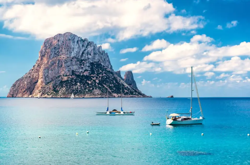 7 noches en Axel Beach Ibiza Adults Only con cocina y baño privado