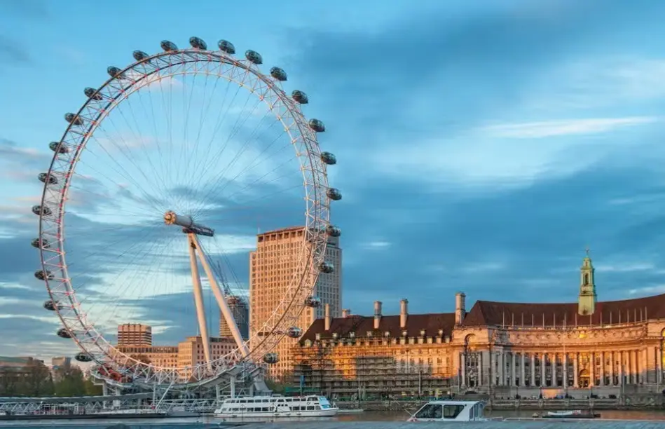 Escapada a Londres: 3 noches en The Corner London City con desayuno opcional